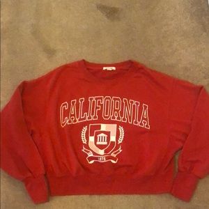 Red cropped sweatshirt from Garage